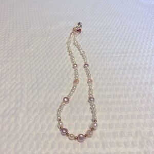 White & Gold Necklace with Graduated Pearl Beads magnetic clasp with gemstones